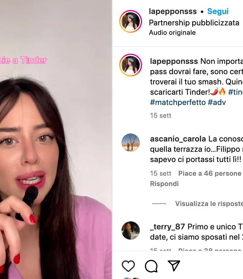 Post Instagram di una student creator in partnership con Tinder