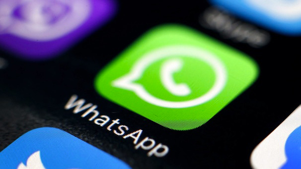 whatsapp business diventerà presto a pagamento per le aziende che rispondono dopo 24 ore